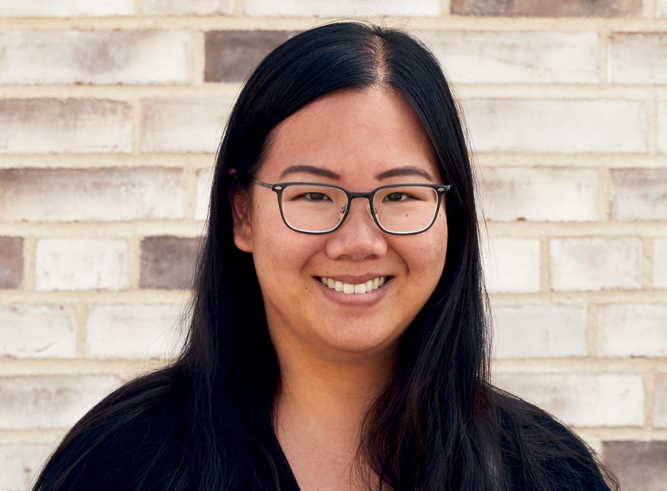 Julia Liew | Bilanzbuchhalterin IHK 